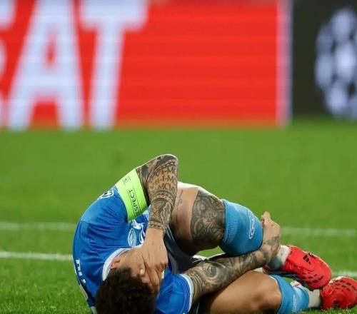 那不勒斯官方：迪洛倫佐將接受左腳手術，以解決舊傷問題