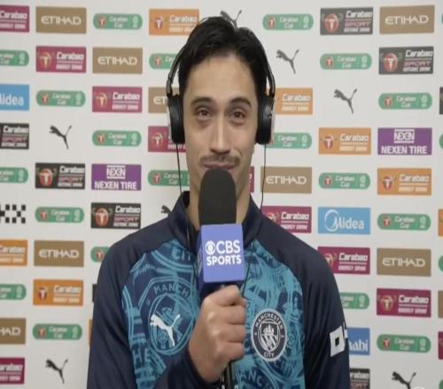 賴因德斯：淤青是在歐冠相撞留下的，好在老婆對我還是很滿意