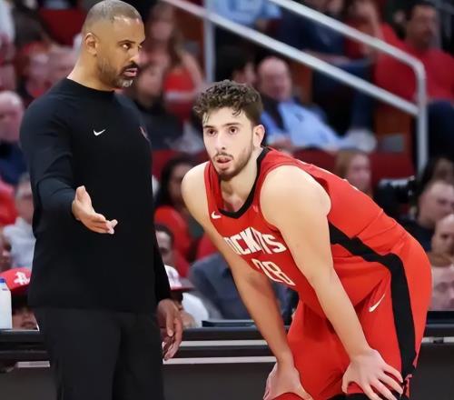 NBA常規(guī)賽明天2月6日賽程：火箭PK黃蜂，勇士PK太陽(yáng)，湖人PK76人