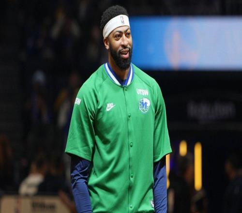 獨(dú)行俠球迷對安東尼戴維斯被交易至奇才的反應(yīng)，可謂五味雜陳