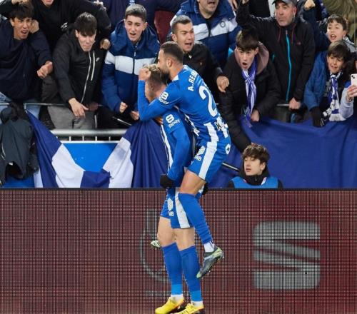 32逆轉(zhuǎn)！21絕殺！國王杯4強(qiáng)誕生3席，巴薩爭(zhēng)冠，皇馬早早出局