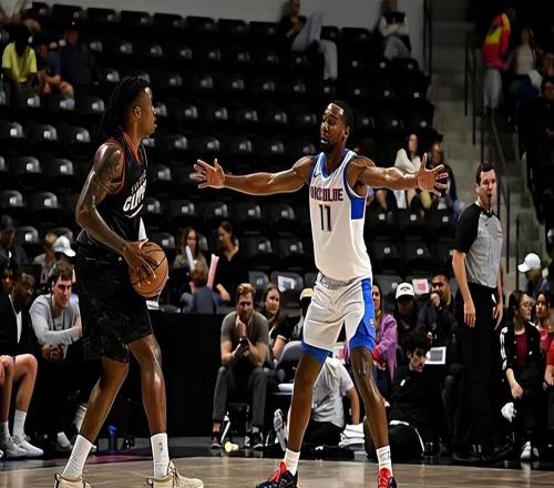 一次又一次爆砍高分，雷霆二隊后場新秀直接打爆了勇士二隊