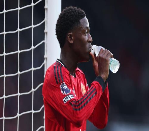 曼晚：曼聯(lián)即將開始與梅努的合同談判，希望能盡快達成協(xié)議