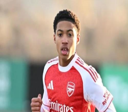 恩瓦內(nèi)里弟弟代表阿森納梯隊出戰(zhàn)歐青賽，周二在酋長球場亮相