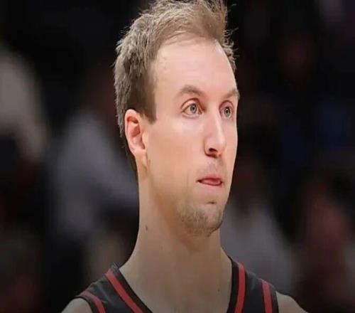 湖人終于有動(dòng)靜了！送走文特森！