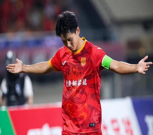 向余望和李鎮(zhèn)全亮相新去處！已抽出“渝超”8強(qiáng)對(duì)陣，引發(fā)熱議