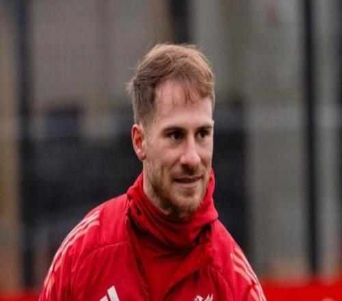 麥卡利斯特：維爾茨和?；倏撕苡心跷覀円谥鲌鲒A曼城