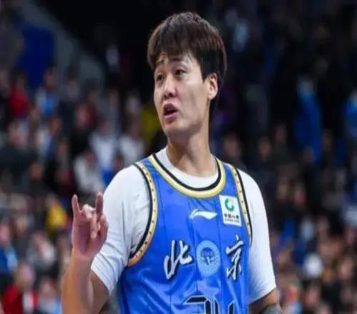 新疆官媒下場，趙睿不當(dāng)言論可能會被禁賽，郭士強面臨艱難選擇