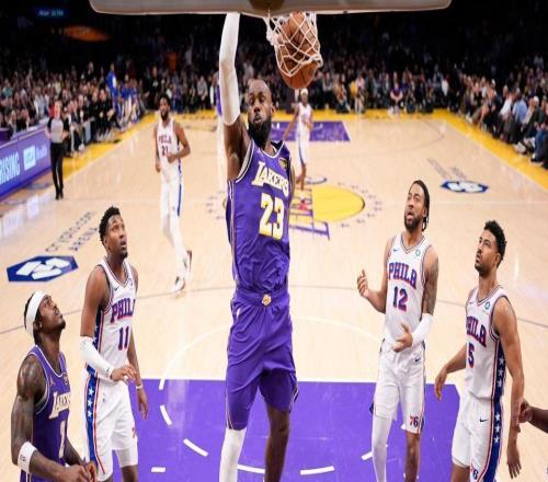 東契奇?zhèn)?，湖?7戰(zhàn)15勝創(chuàng)聯(lián)盟第一！里夫斯35分老詹10助破紀錄