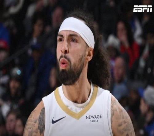 Shams：尼克斯送出達(dá)倫特里、兩次輪和現(xiàn)金，從鵜鶘換來(lái)阿爾瓦拉多