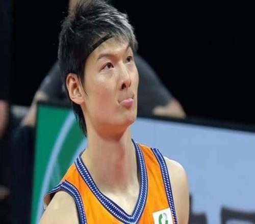 遭央視無視！今晚8點，廣東再斗上海，杜鋒復仇戰(zhàn)，11冠王恐遭3殺