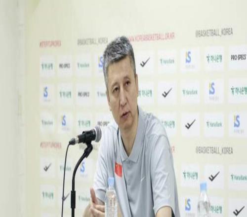 沒招！郭士強籌備男籃集訓(xùn)名單詢問王俊杰能不能打，結(jié)果不如意