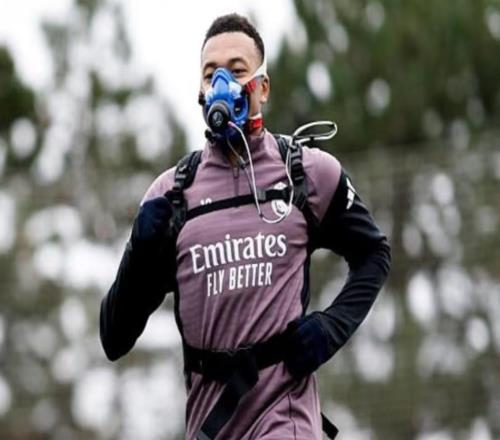 郵報：皇馬球員的面罩訓(xùn)練回歸，既節(jié)省時間又降低受傷風(fēng)險