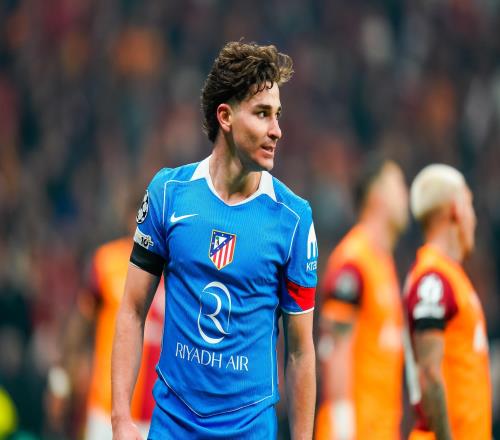 11球5助攻！曝阿爾瓦雷斯主動(dòng)示好巴薩，小蜘蛛為啥不想去阿森納