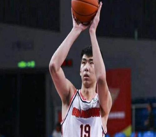 籃板第1！蓋帽第1！杜鋒棄徒強勢逆襲，堪稱勵志哥，獲郭士強認可