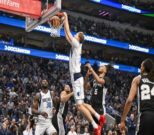 文班29+11+6，弗拉格空砍32+6！馬刺贏獨(dú)行俠，一戰(zhàn)看清這5名球員