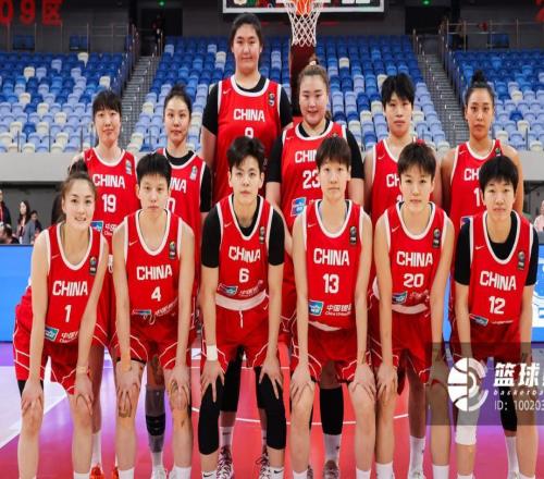 中國女籃56分大勝，內(nèi)線優(yōu)勢明顯，張子宇11中9砍21+6陳明伶15+7