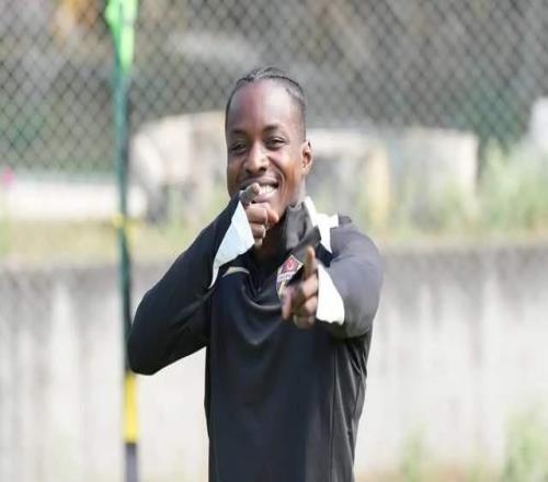 宋岳能沖刺跑了，馬萊萊高情商土超邊鋒要來(lái)中超去大連OR重慶