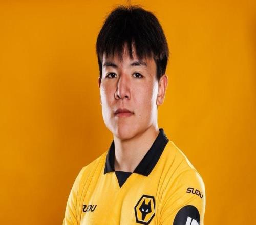 英超官網(wǎng)冬窗更新名單：徐彬出現(xiàn)在狼隊(duì)U21球員陣容里