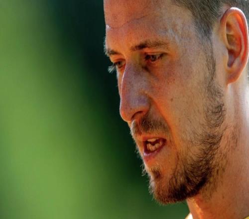 安東：原本多特的目標是贏下德國杯父母移民的經(jīng)歷塑造了我