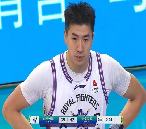 山西男籃13分力克北控，闖入杯賽四強，賈明儒20分羅漢琛15+5