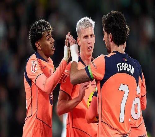 今晚打響！西甲大戲：巴薩戰(zhàn)馬略卡亞馬爾拉什福德雙槍出擊