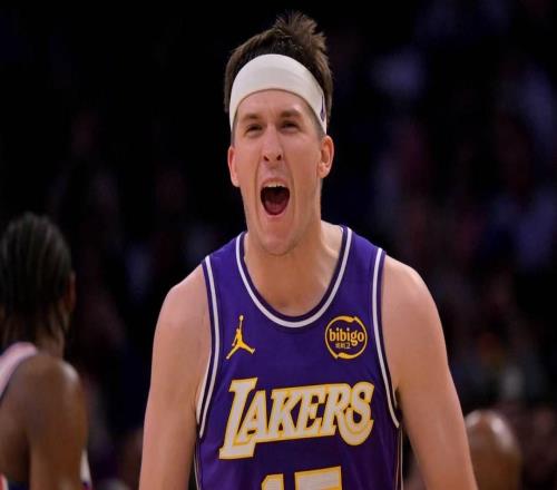 湖人隊里夫斯帶隊大勝76人隊的數(shù)據(jù)，堪比詹姆斯、庫里和杜蘭特