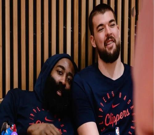 他離隊以后，快船好多人都哭了....