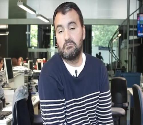 記者嘲諷阿韋洛亞談內(nèi)格雷拉：恭喜你士兵，你的主席以你為榮