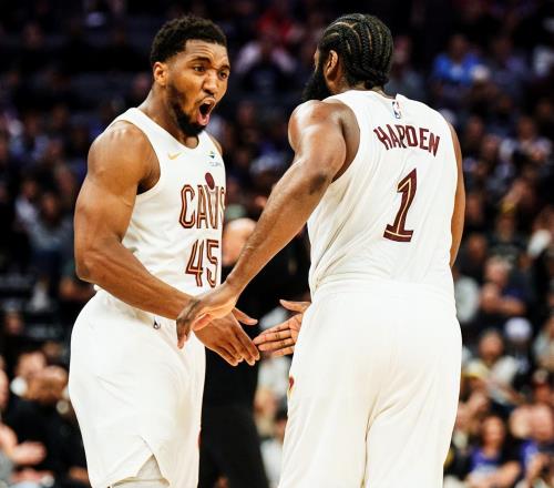 阿倫12中11轟29分10板！雙槍末節(jié)32分導(dǎo)演大逆轉(zhuǎn)！哈登太香了