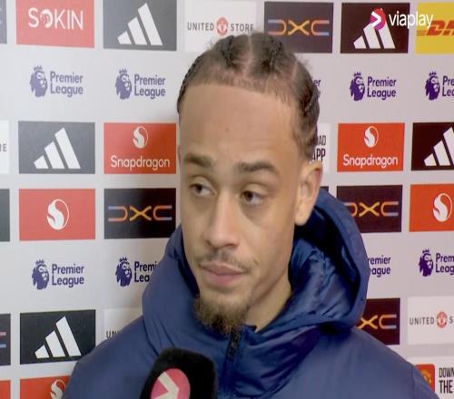 西蒙斯：我現(xiàn)在情緒很激動，最好什么都別說