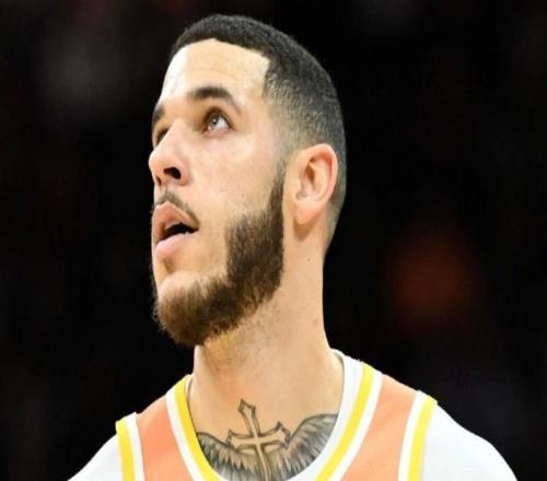 連續(xù)休戰(zhàn)1000天！脆皮榜眼被買斷，勇士隊還想要