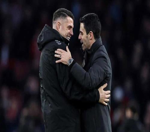 扎卡曬重回酋長球場(chǎng)：在這度過的7年美好時(shí)光，我永遠(yuǎn)銘記在心