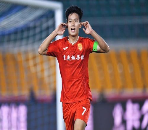 雙主場！重慶銅梁龍攜種夢音樂亮相龍興足球場，標簽釋放重要信號