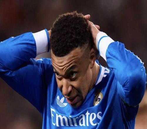 TA：皇馬內(nèi)部認(rèn)為球隊(duì)冬窗需要補(bǔ)強(qiáng)，但決定權(quán)在老佛爺手里