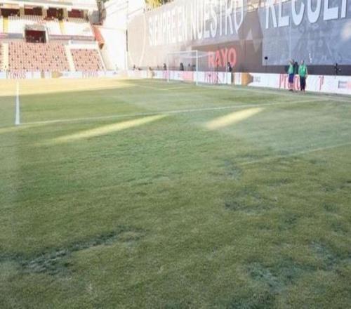 球場(chǎng)狀況不佳西甲比賽延期球員：最好的聯(lián)賽笑話