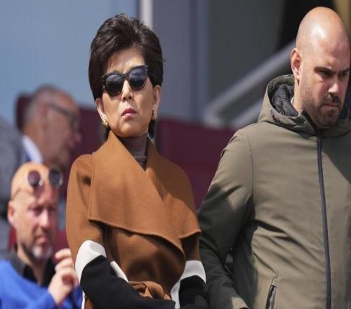 世體：里昂主席米歇爾康想收購瓦倫西亞女足或者萊萬特女足