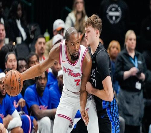 無(wú)奈8連敗！從奪冠熱門滑落到坦克大隊(duì)，你們把一手好牌打壞了