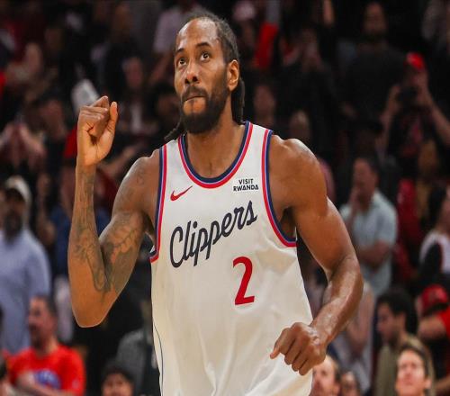 末節(jié)19分+中投絕殺，萊昂納德帶傷復(fù)仇火箭，賽后一舉動(dòng)引熱議