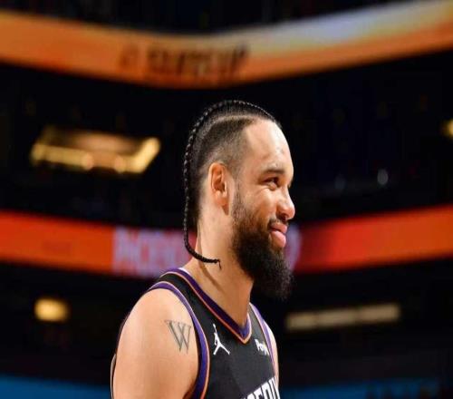 拒31分逆轉(zhuǎn)！太陽雙殺送獨(dú)行俠8連敗弗拉格27分布克總分超基德