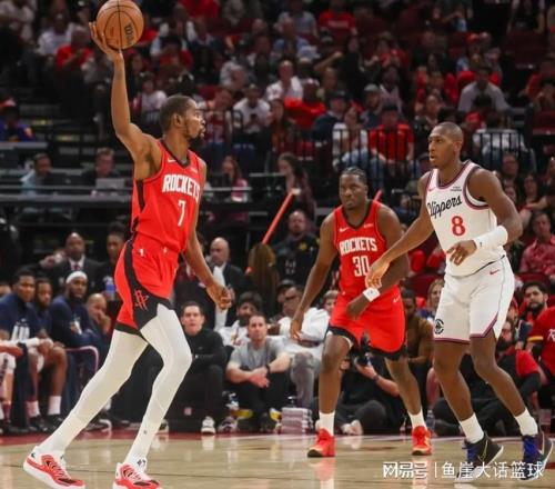 NBA最新排名出爐！火箭給一隊(duì)送大禮，湖人漁翁得利，騎士聯(lián)盟第2