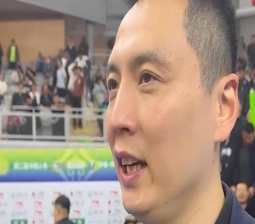 盧偉：非常感謝球員們?nèi)σ愿?，洛夫頓非常想獲得這項(xiàng)賽事的冠軍