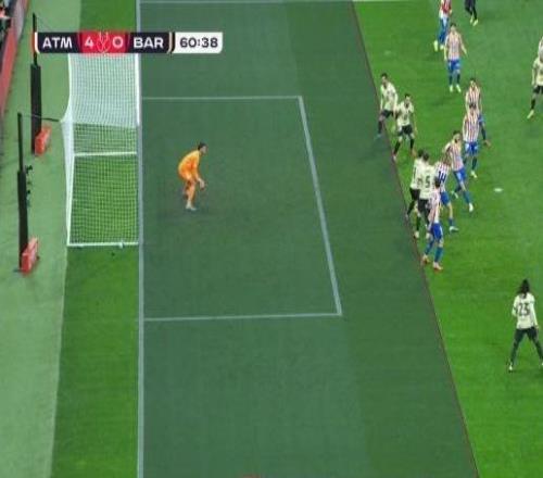 弗利克巴薩生涯最慘一敗，手工越位線劃掉巴薩進球