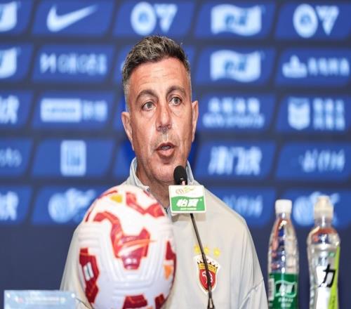 喜訊！中超球隊(duì)逼平歐冠勁旅，新賽季手握沖擊冠軍優(yōu)勢(shì)，球迷沸騰