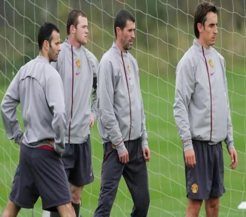 前曼聯(lián)按摩師：我經(jīng)常給基恩做理療，多次親眼見他欺負別人