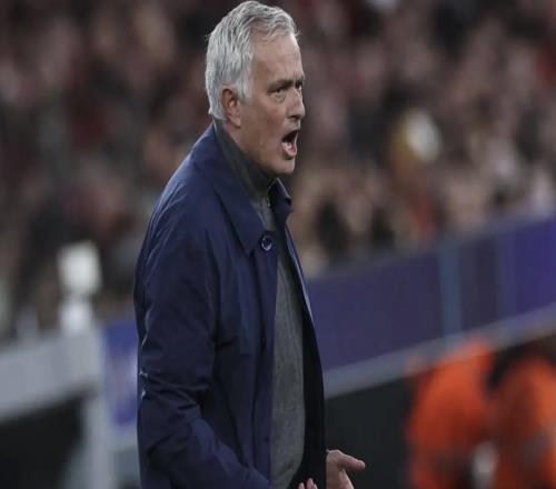 穆帥：維尼修斯跟我說(shuō)一套，普雷斯蒂安尼又說(shuō)另一套