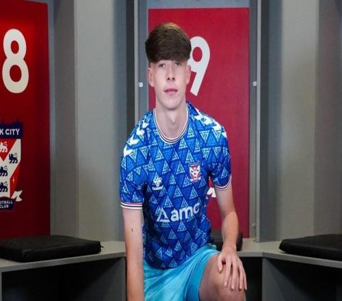 約克城U16隊(duì)長(zhǎng)哈里朗特里確診血癌，目前正在治療