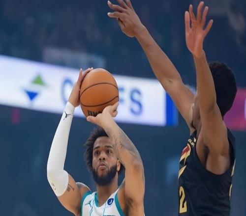 米切爾哈登騎士背后的真正王牌