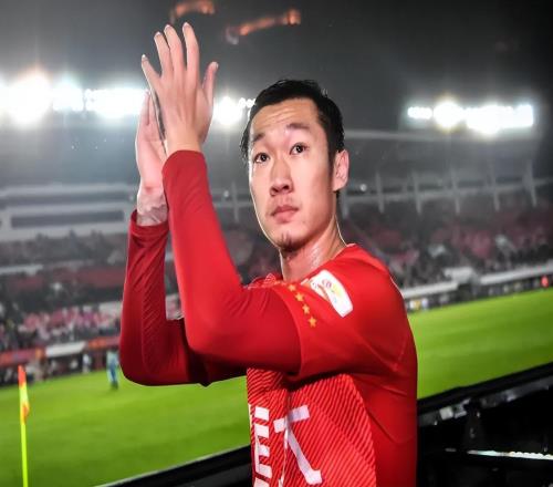 徐新自帶冠軍屬性！效力三家中超球隊(duì)都已奪冠，接下來(lái)輪到玉昆了