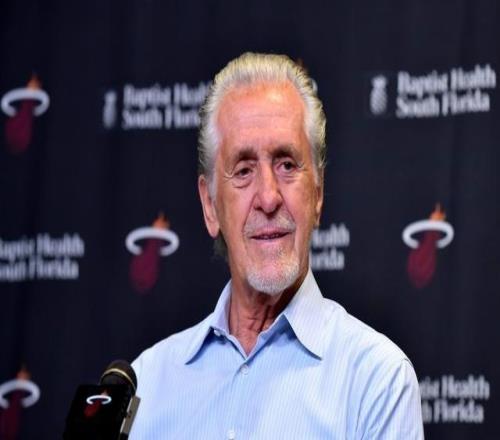 湖人為萊利樹立的雕像揭幕他和禪師誰是隊史最偉大主帥